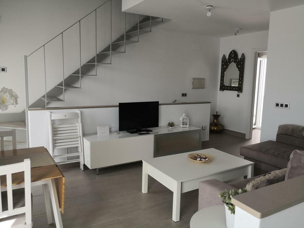 Apartamentos En Paseo Maritimo 厄尔-汝姆披多 外观 照片